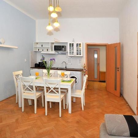 Condo In Vinohrady プラハ エクステリア 写真
