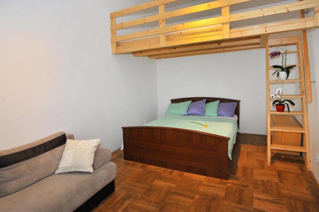 Condo In Vinohrady プラハ エクステリア 写真