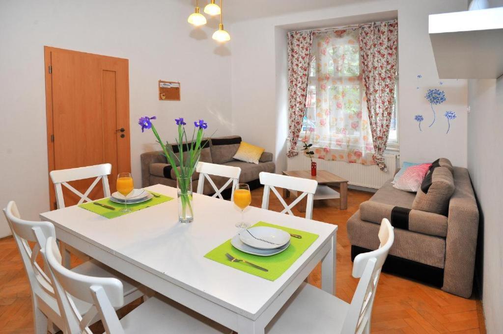 Condo In Vinohrady プラハ エクステリア 写真