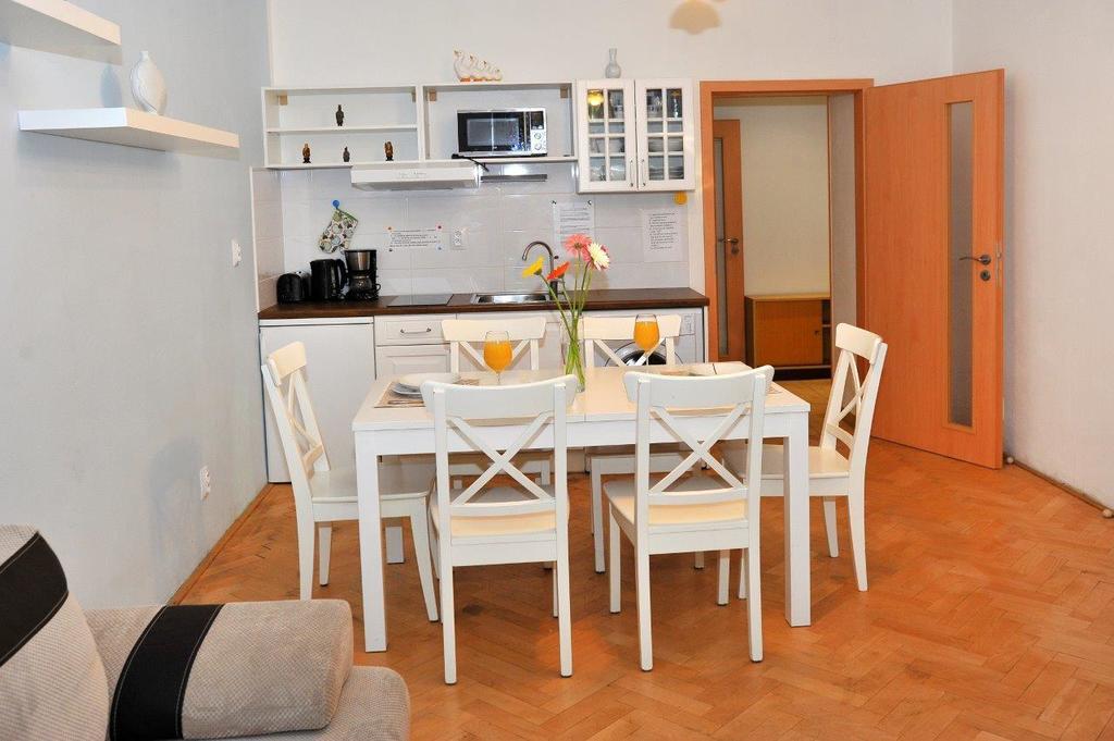 Condo In Vinohrady プラハ エクステリア 写真