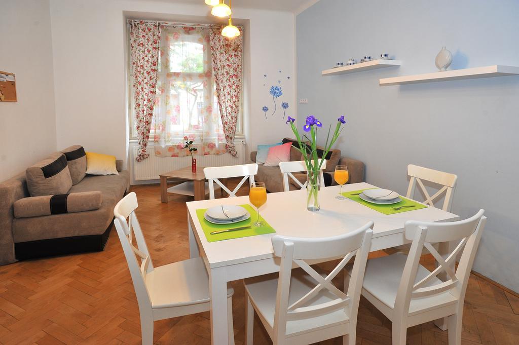 Condo In Vinohrady プラハ エクステリア 写真