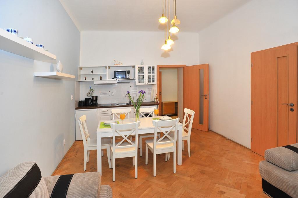 Condo In Vinohrady プラハ エクステリア 写真