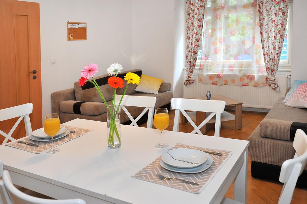 Condo In Vinohrady プラハ エクステリア 写真