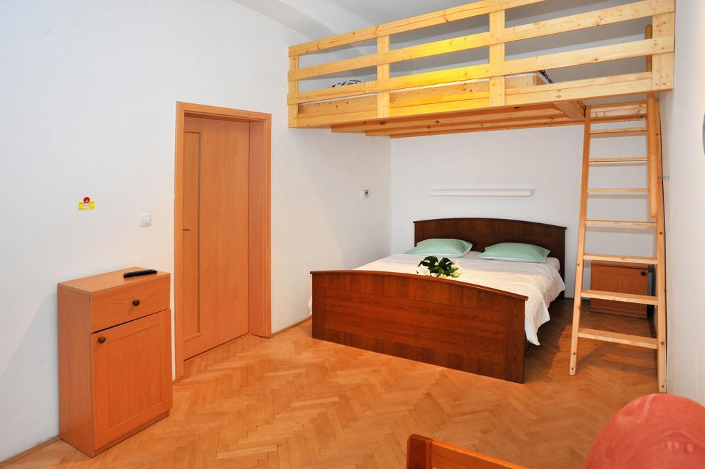 Condo In Vinohrady プラハ エクステリア 写真